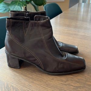 Nine West leather boots with heel